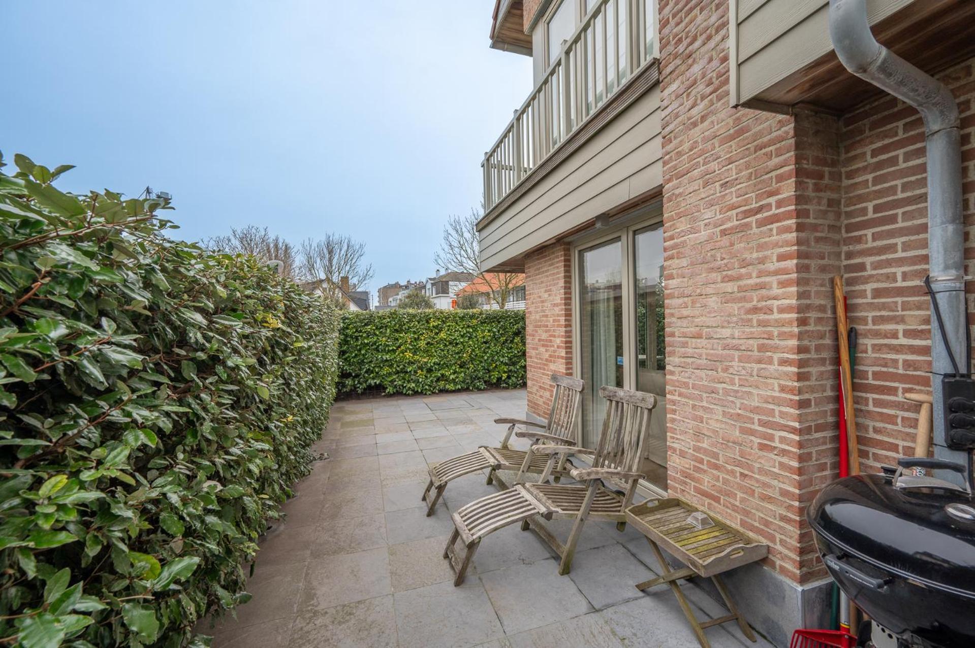 Beautiful Beach-appartment Between Knokke & Appartement *